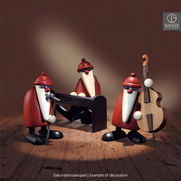 Björn Köhler træ julemand spiller guitar Björn Köhler træ julemand spiller guitar